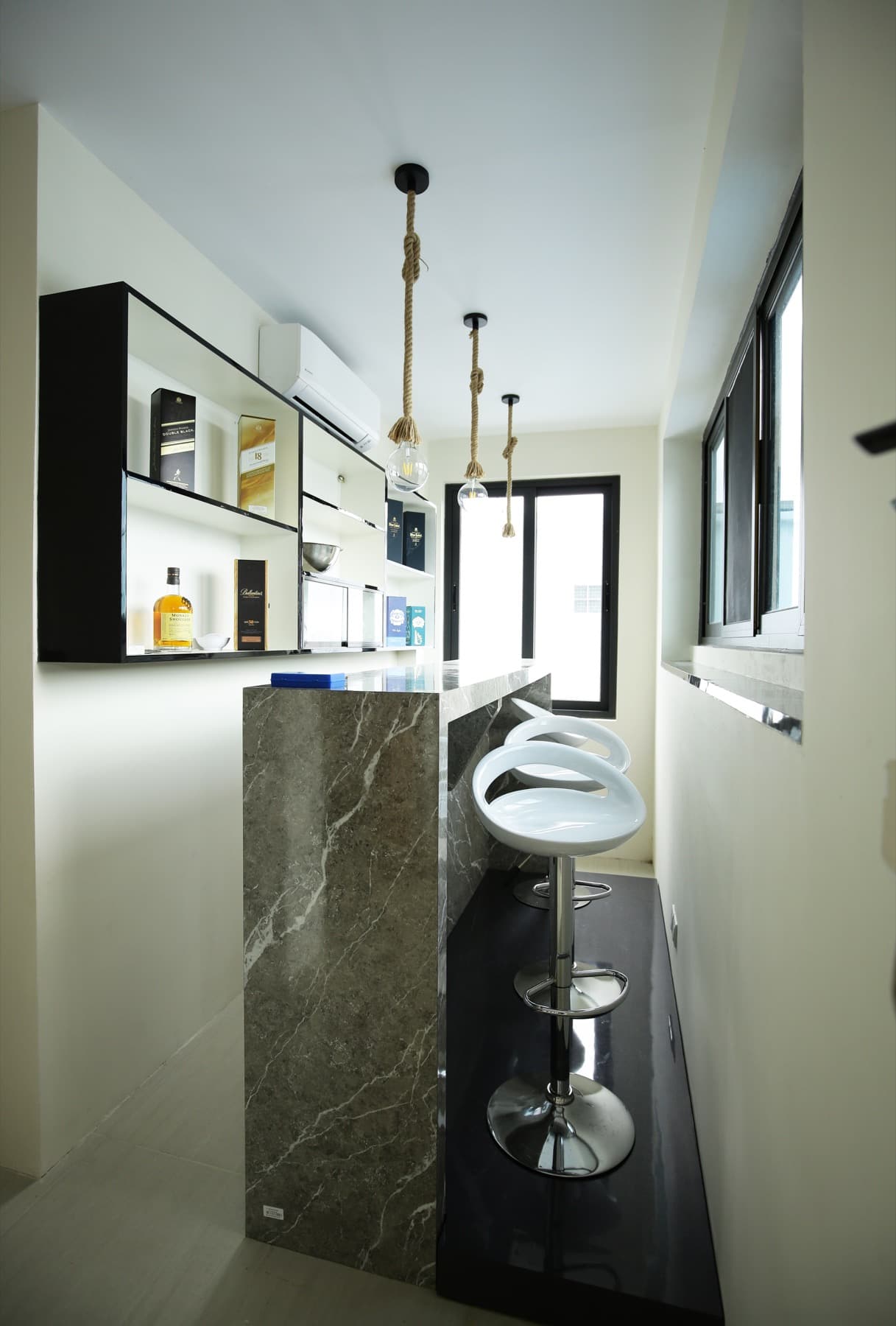 WTK Residence, Bar area