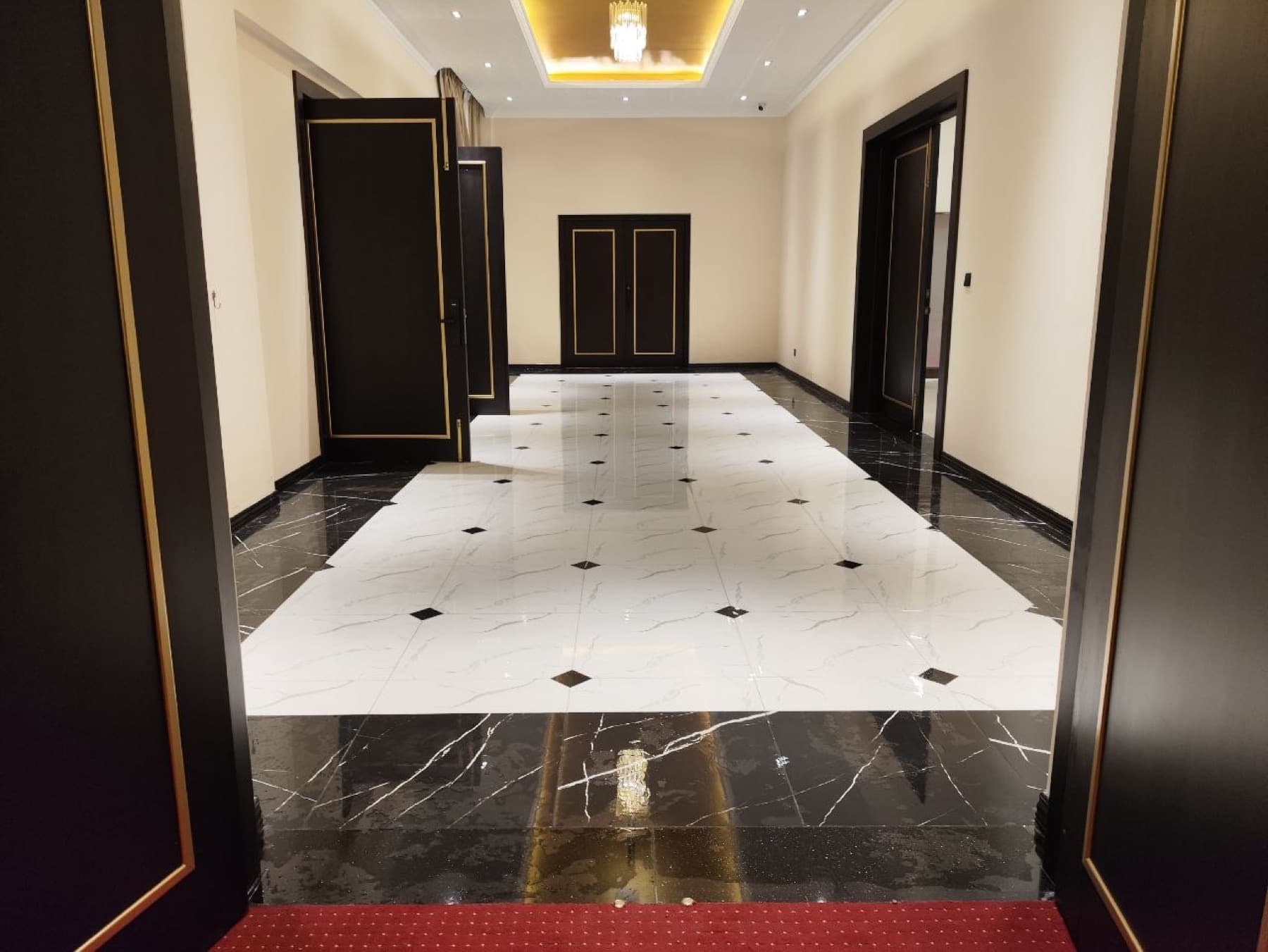 Yoma Residence, Lobby