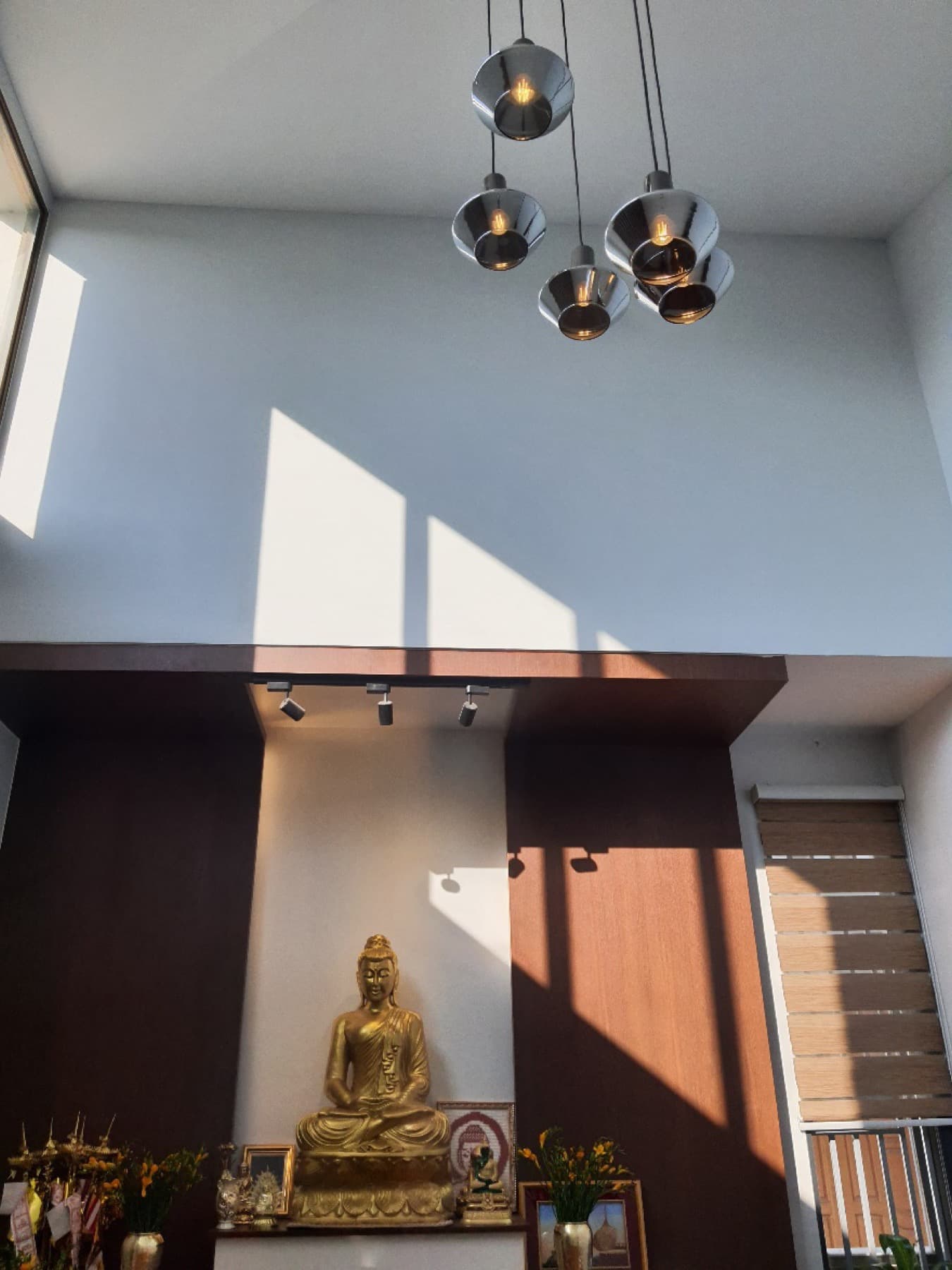 YT Residence, Interior